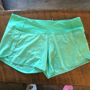 Lululemon Tracker shorts